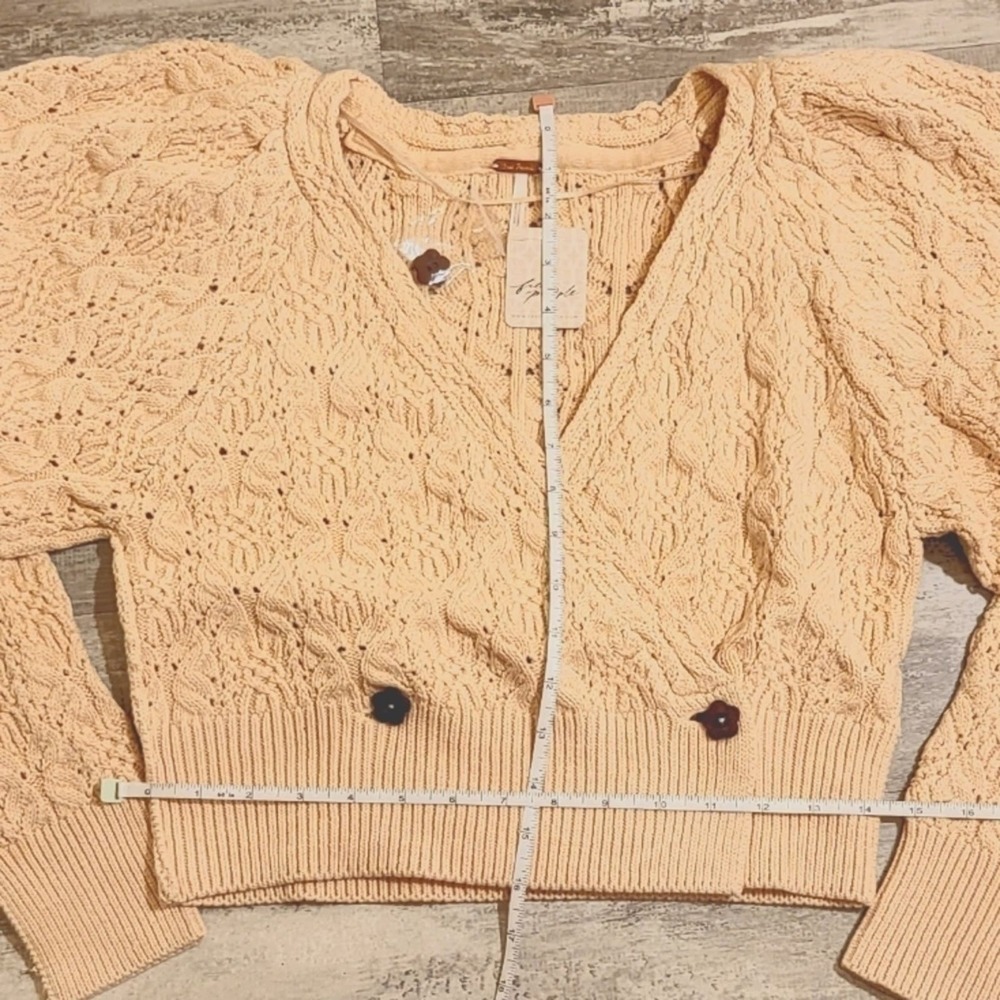 FREE People Olive You Butterfly-Knit Relaxed Fit Crop Faux Wrap Cardigan Size S - Picture 5 of 6